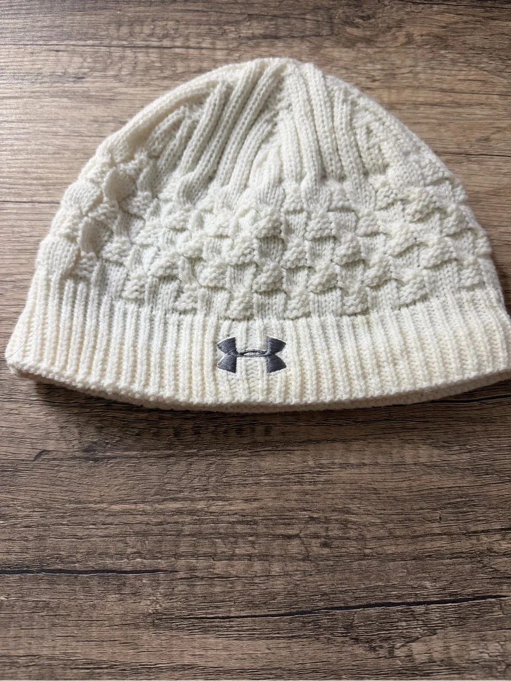 Under Armour Kids Cream Cable Knit Beanie with Embroidered Logo